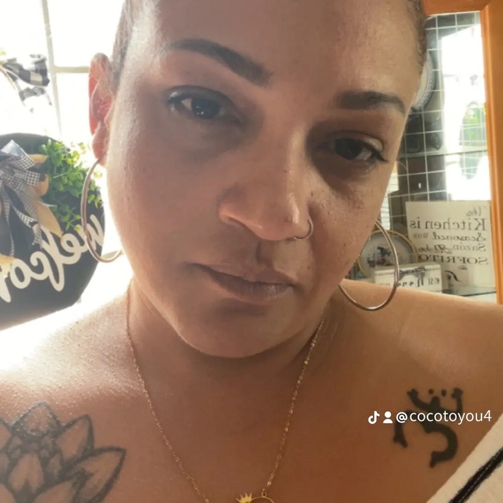 Meet your Posher, Cristina